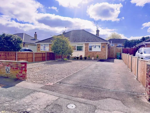 Linden Avenue, Prestbury, GL52, photo 1