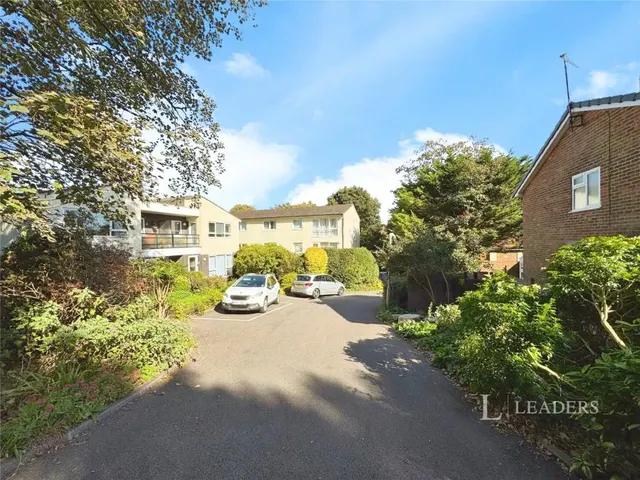 Station Road, Preston, BN1, photo 1