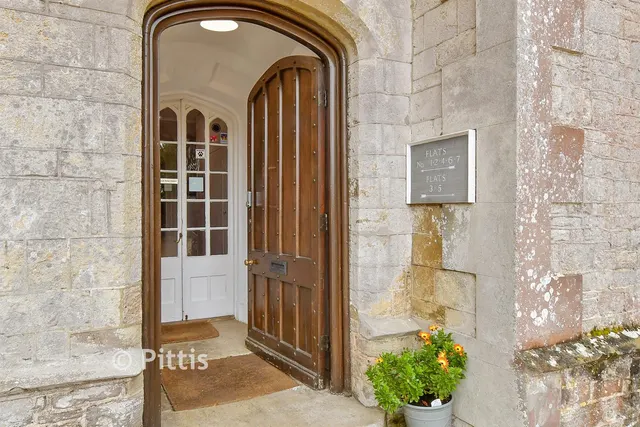 Stonepitts Close, Ryde, PO33, photo 3