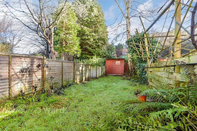 Woodside Road, Tonbridge, TN9, photo 2