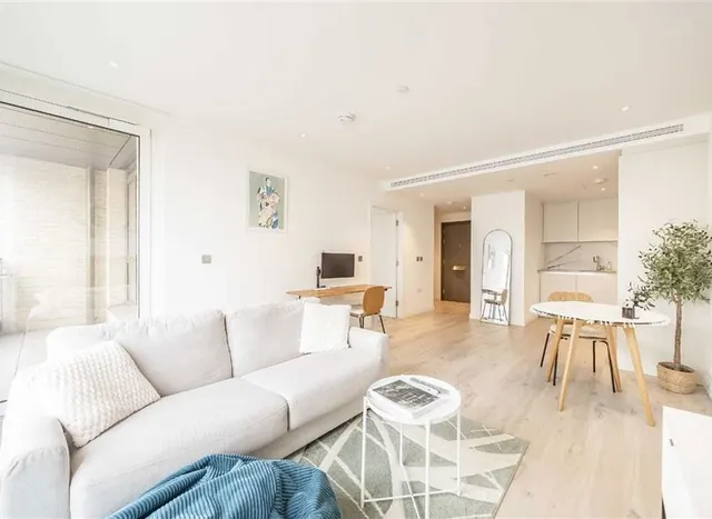 Kennington Lane, Kennington, SE11, photo 1