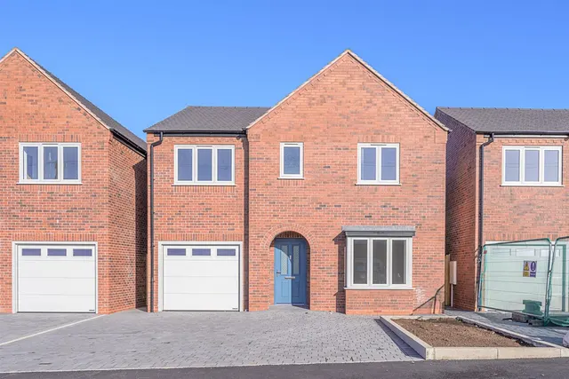 Richmond Park, Kingswinford, DY6, photo 1