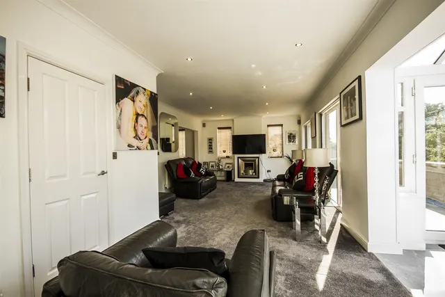 Photo 3 — Whalley Road, Ramsbottom, Bury, Lancashire, BL0 0DG