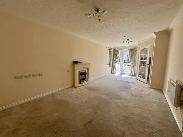Newbury, Gillingham SP8 4WG, photo 1
