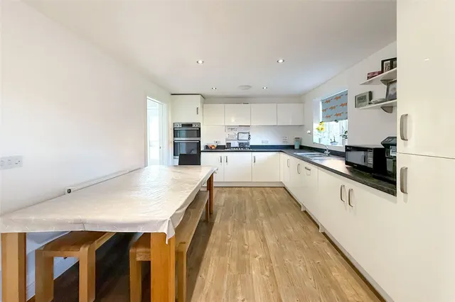 Littlehampton, BN17, photo 3