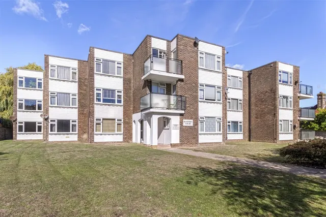 Chesswood Road, Worthing, photo 1