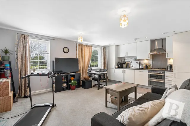 Gainsborough Close, Basildon, SS14, photo 2