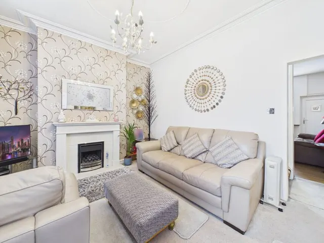 Fitzroy Street, Ashton-under-Lyne, OL7, photo 2