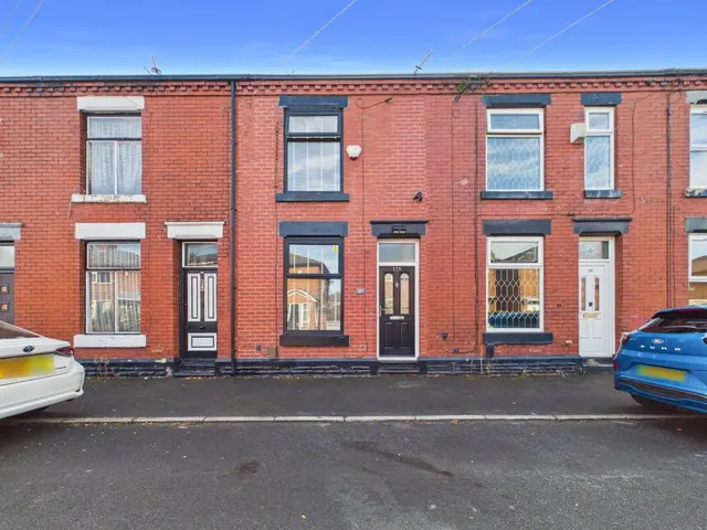 Fitzroy Street, Ashton-under-Lyne, OL7, photo 1