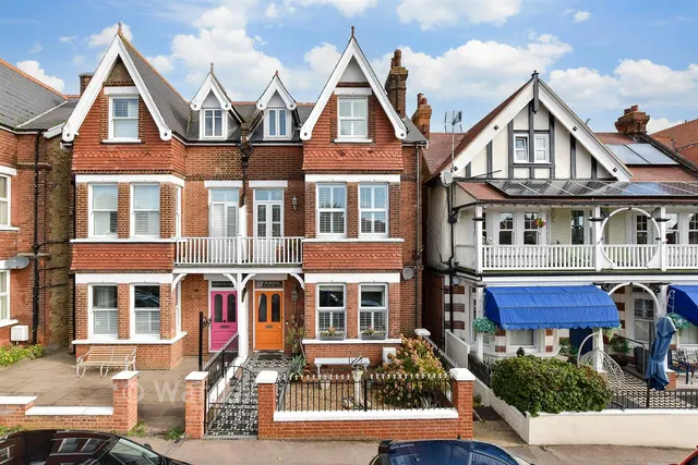 West Cliff Road, Broadstairs, CT10, photo 1