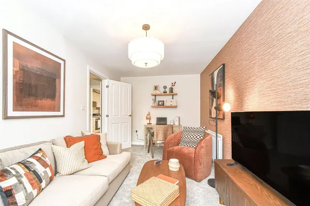 Langley Park, Foundry Lane, Chippenham, Wiltshire, SN15, photo 1