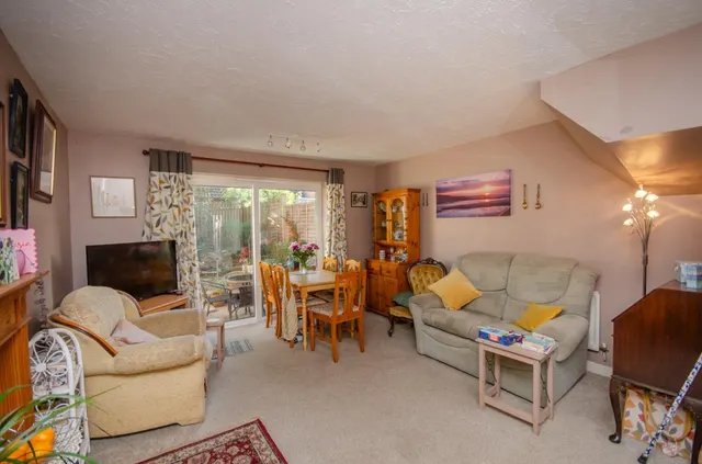 Hill Close, Emersons Green, BS16, photo 3