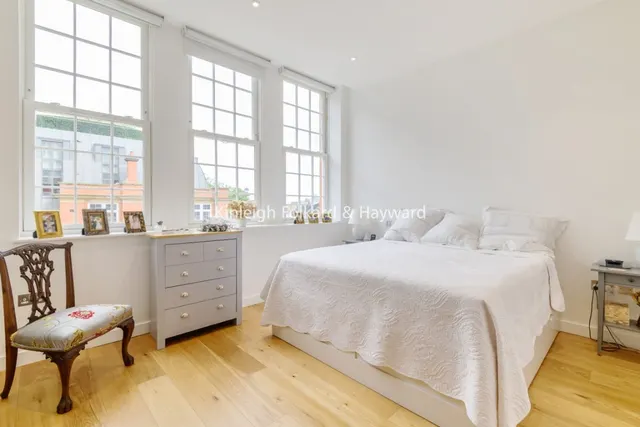 Islington Square, Islington, N1, photo 2