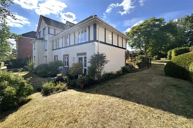 Photo 2 — Clarence Road, Fleet, Hampshire, GU51 3SH