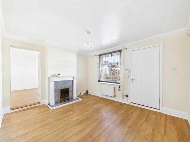 Maidstone Road, Felixstowe, IP11, photo 2