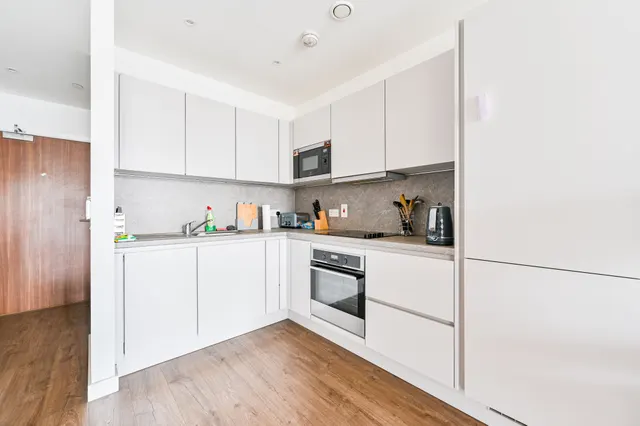 Photo 2 — Flat 22, Hartley Apartments, Perceval Square, College Road, Harrow