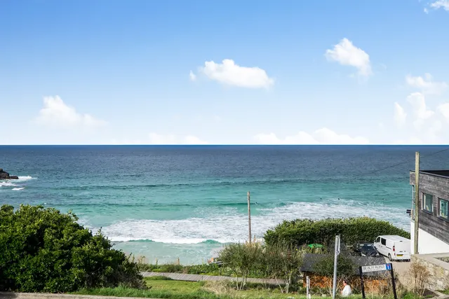 Beach Road, St. Ives, TR26, photo 1