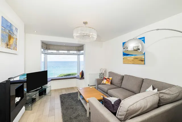 Beach Road, St. Ives, TR26, photo 2