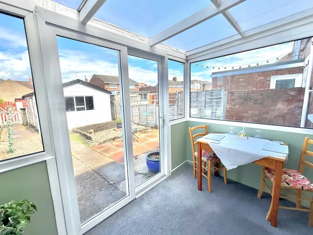 Photo 2 — Osborne Street, Swindon, Wiltshire, SN2 1DA