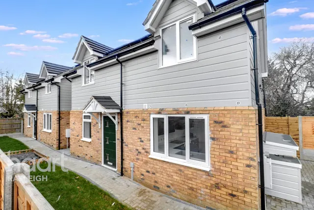 Cheapside East, Rayleigh, SS6, photo 1