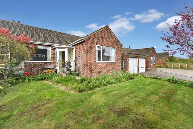 South Grange Road, Ripon, photo 1
