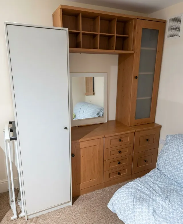 Sheldrick Close, London, SW19, photo 3