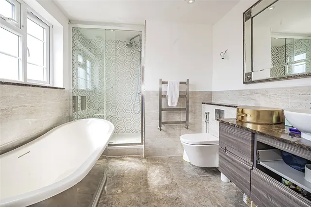 Derby Road, London, SW14, photo 2