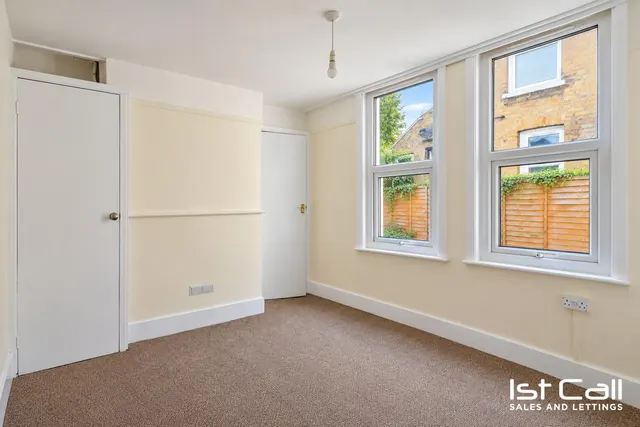 Hillcrest Road, Southend-On-Sea, photo 2