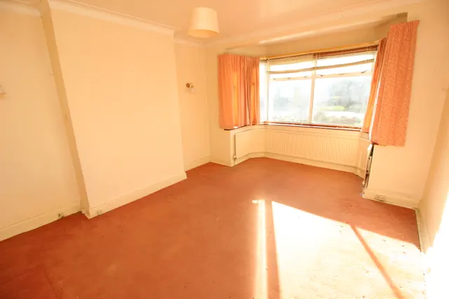 Church Hill Road, Sutton, SM3, photo 2