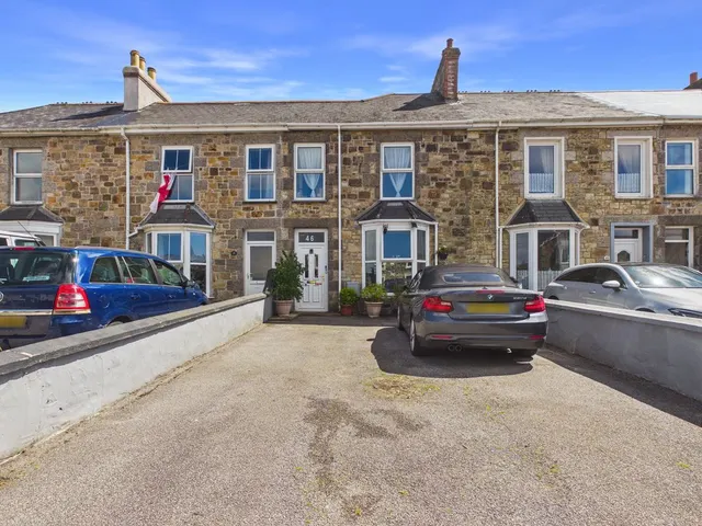 Dolcoath Road, Camborne, photo 1