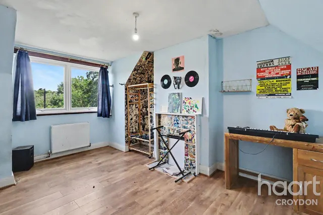 Stoats Nest Road, Coulsdon, CR5, photo 2