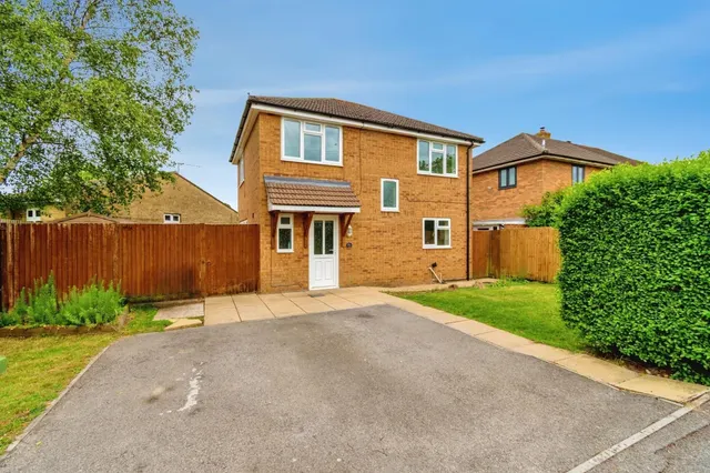 Harvey Road, Bishopstoke, Eastleigh, photo 1