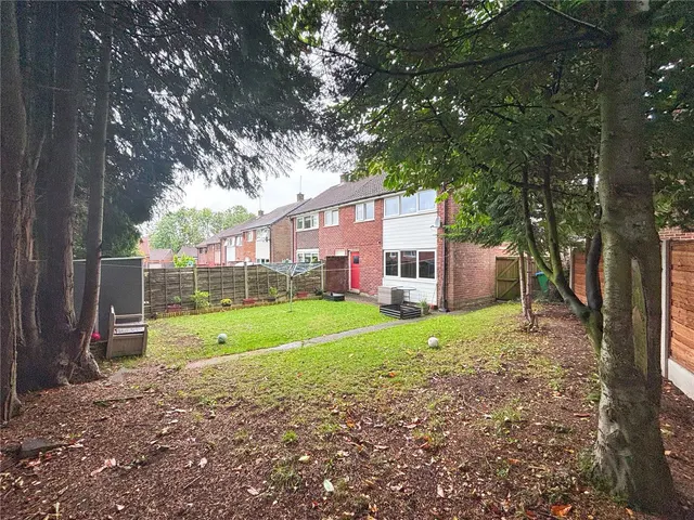 Tintern Road, Middleton, M24, photo 3