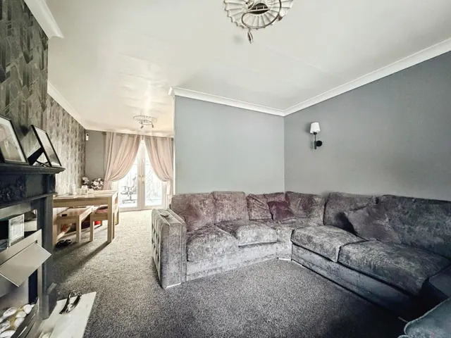 Barkwood Road, Rowlands Gill, NE39, photo 3
