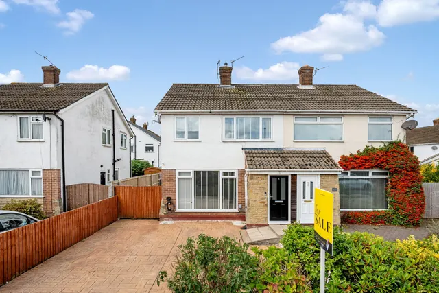 Kentmere Drive, Pensby, CH61, photo 1