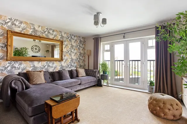 Limes Close, Redhill, RH1, photo 3