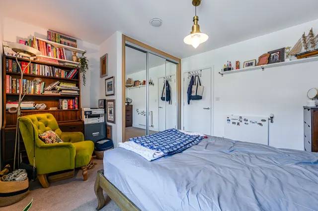 Photo 3 — Flat 205, Skelton Lodge, London