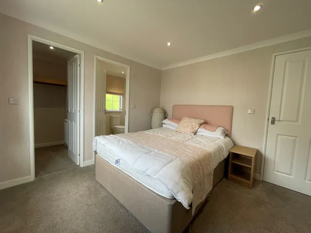 South Coast Road, Peacehaven, BN10, photo 3