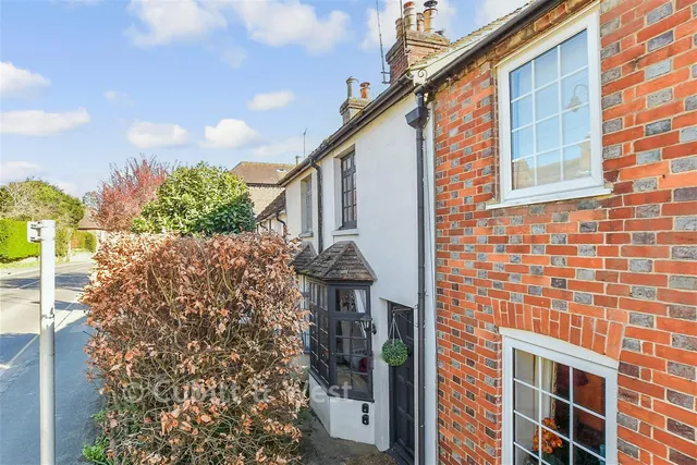 Lower Street, Pulborough, RH20, photo 1