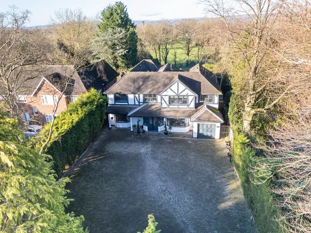 Ringley Road, Manchester, M45 7LL, photo 1