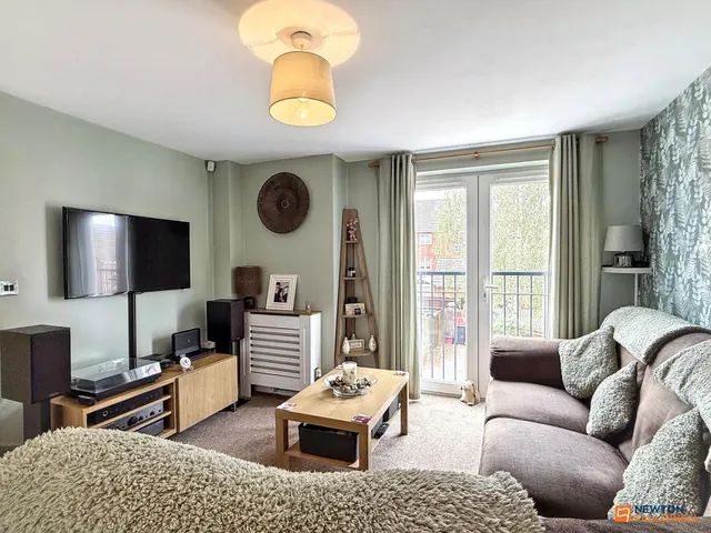Kay Close, Coalville, LE67, photo 2