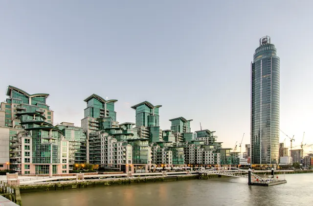 London, SW8, photo 1