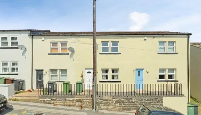 Valley Road, Pudsey, LS28, photo 1