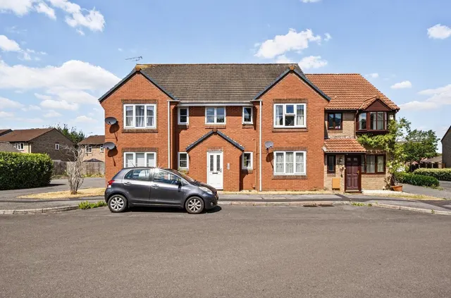 Camellia Drive, Warminster, BA12, photo 1