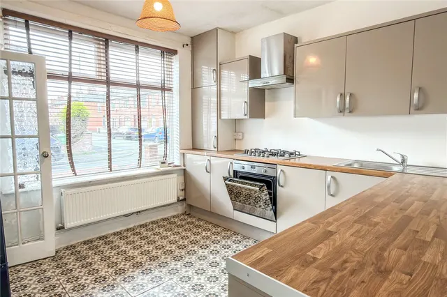 Dunkerley Avenue, Failsworth, M35, photo 2