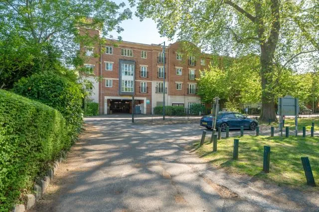 Grenfell Road, Maidenhead, SL6, photo 1