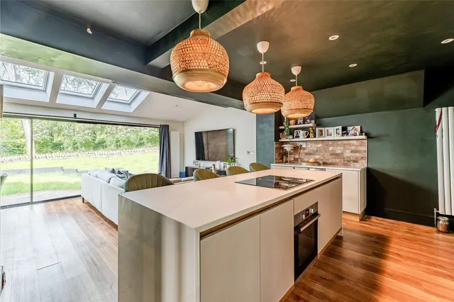 Stanhope Drive, Horsforth, LS18, photo 3