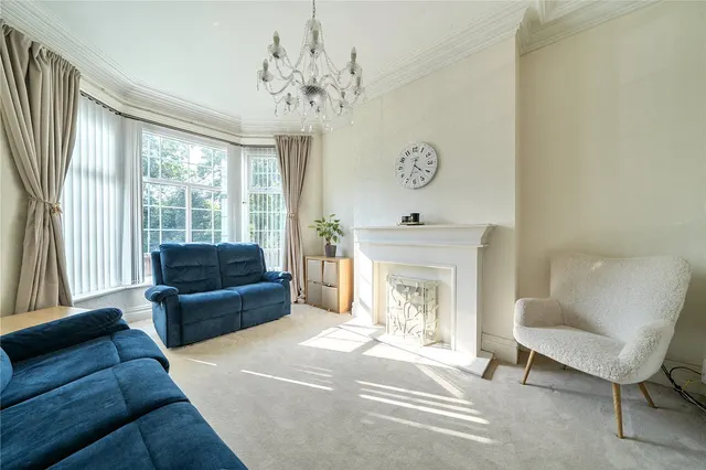 Whalley New Road, Blackburn, BB1, photo 3