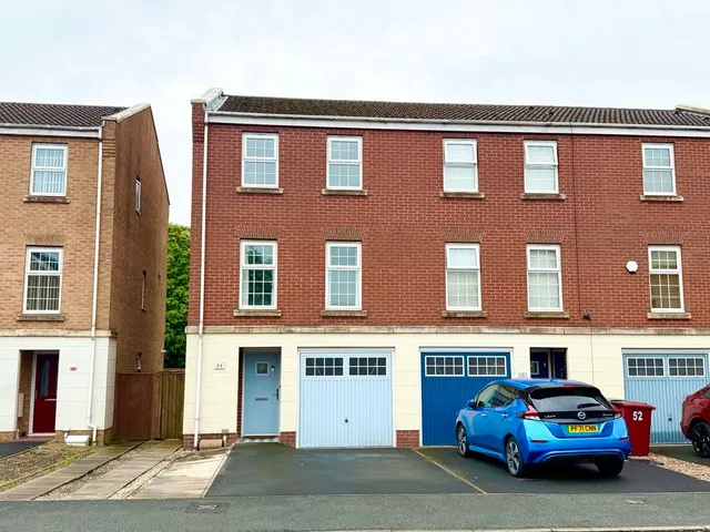 For SaleHazel Pear Close, Horwich, photo 1