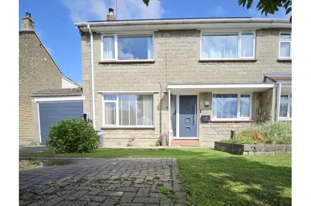 Downham Mead - Monkton Park, Chippenham, photo 1